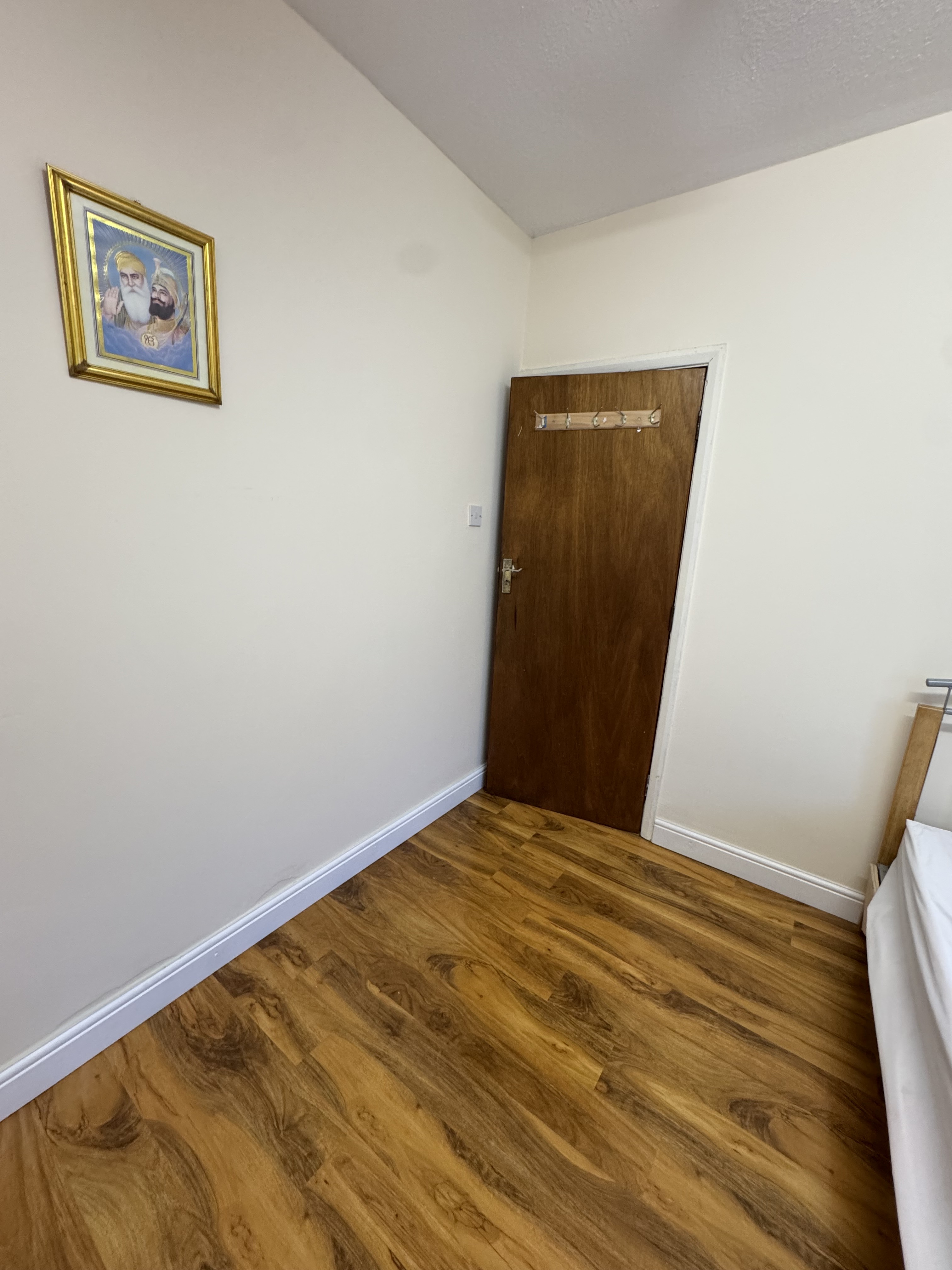 Double room to rent in Ealing, London — photo 1