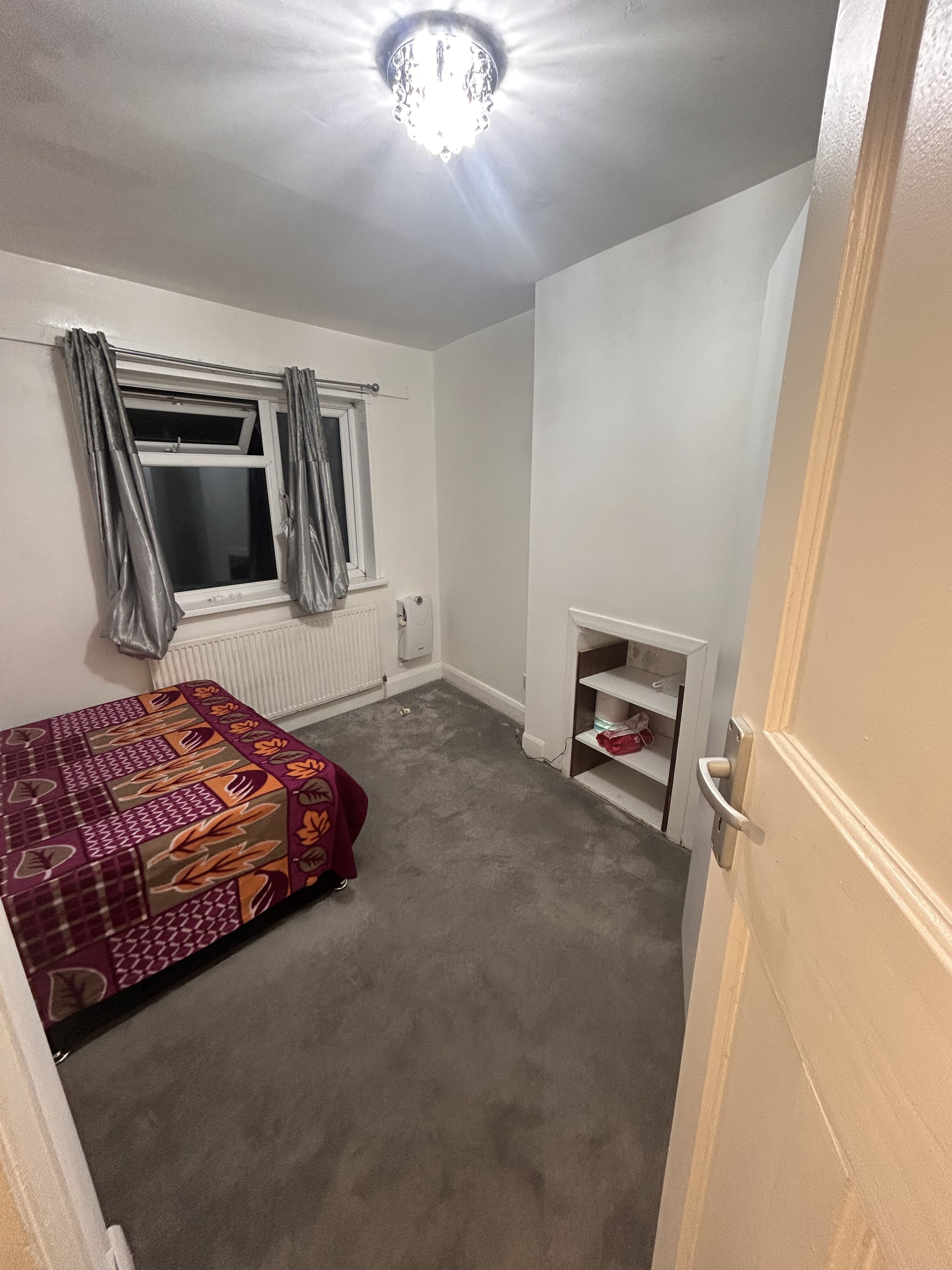2 double bedrooms to rent in Hounslow, London — photo 8