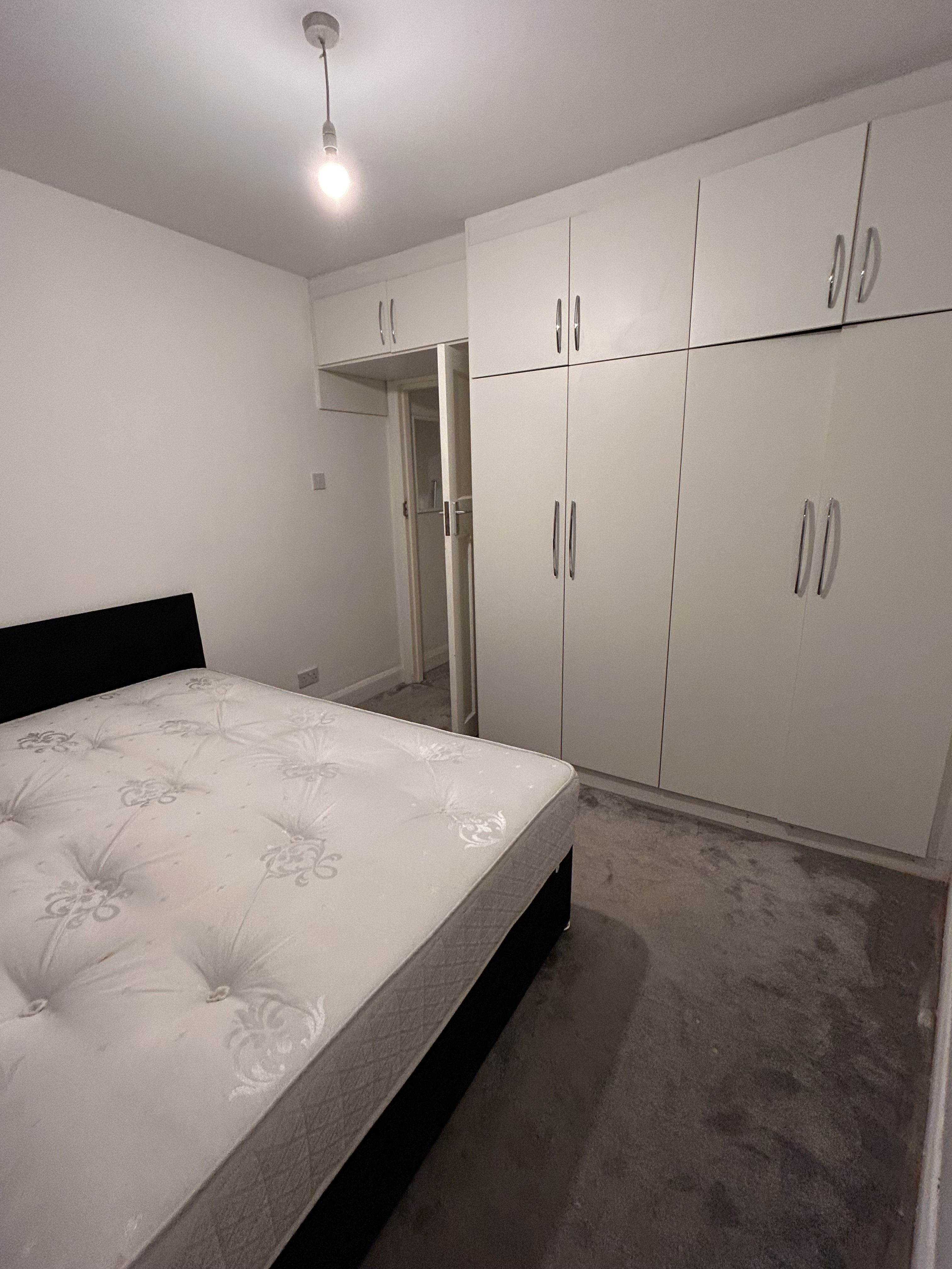 2 double bedrooms to rent in Hounslow, London — photo 7