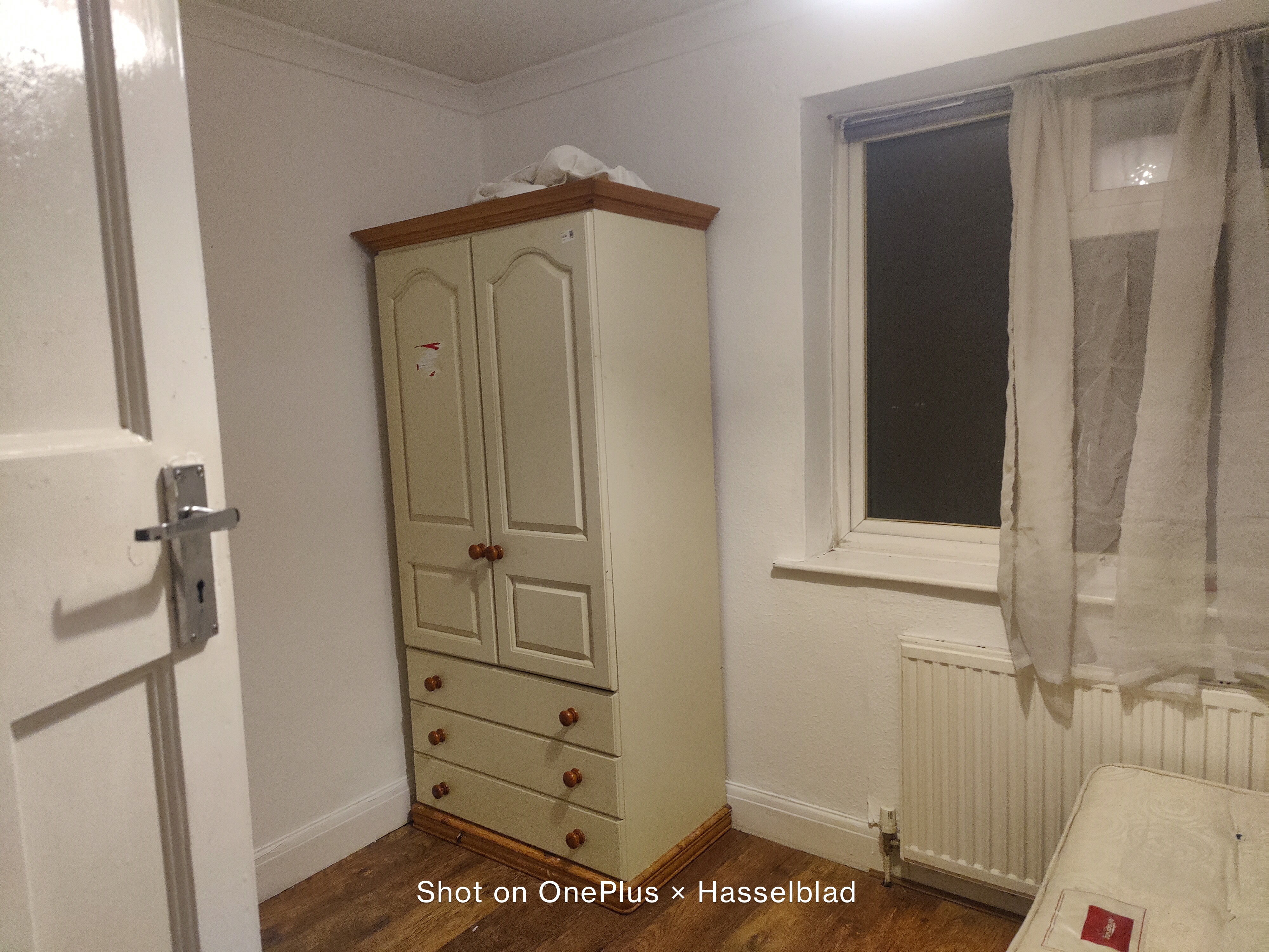 Single and double room available to rent in Feltham, London — photo 4