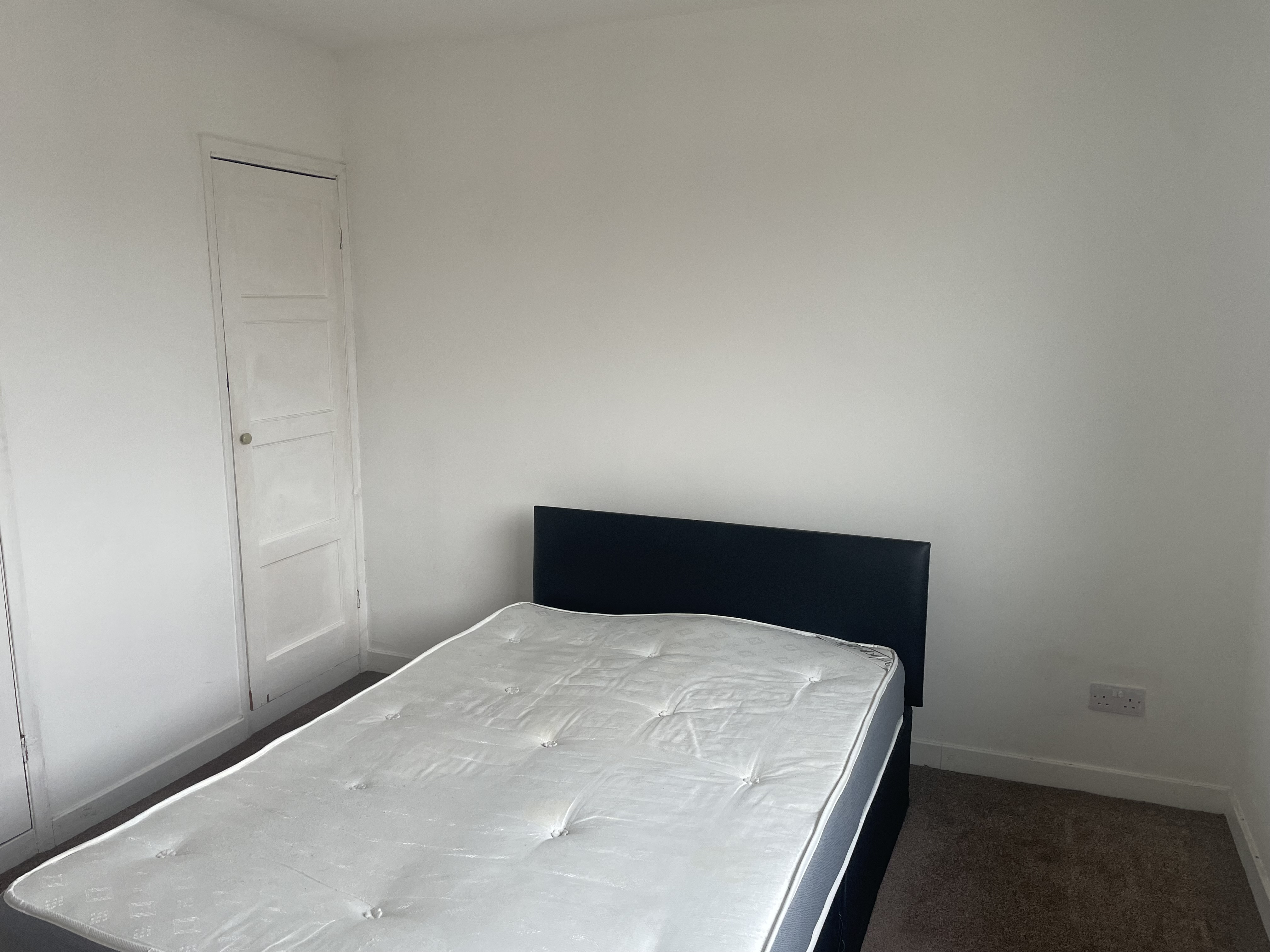 Spacious Double Bedroom