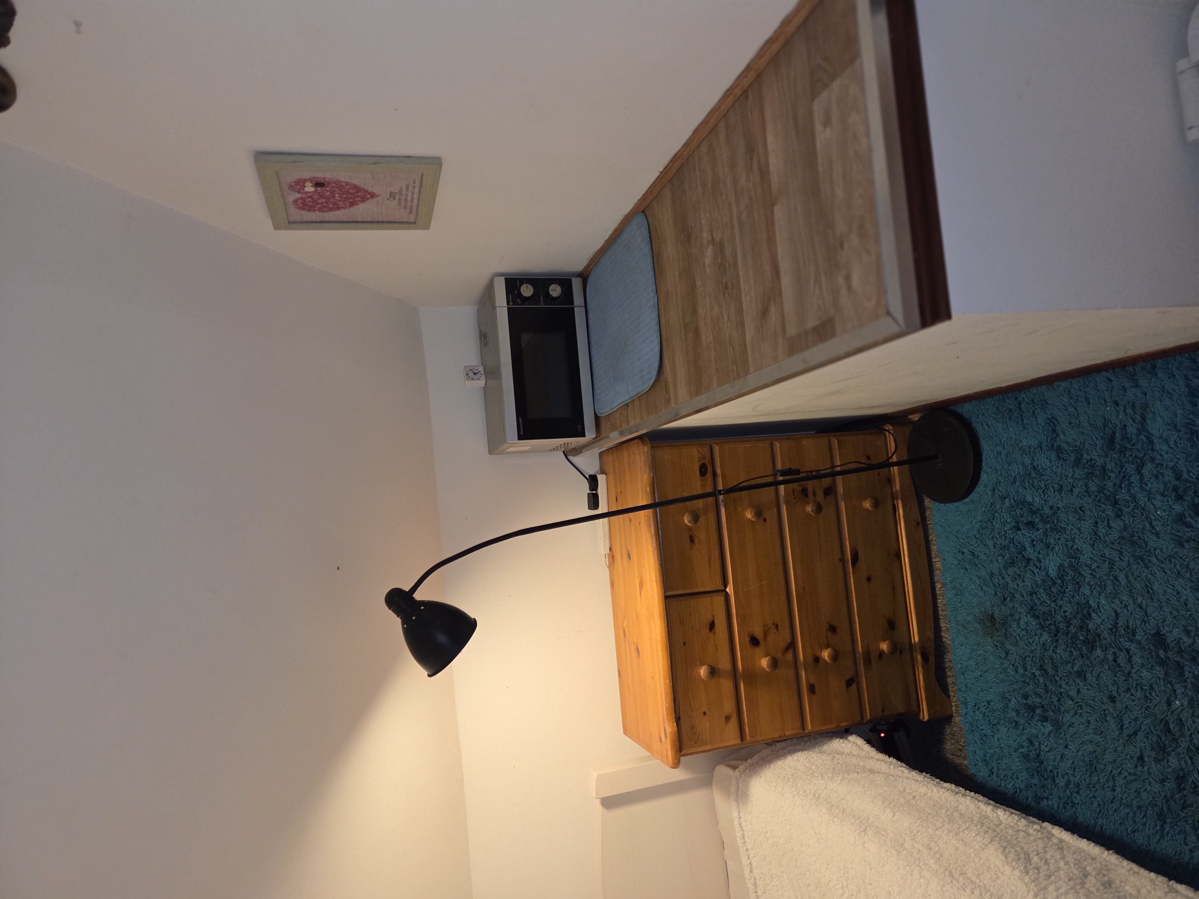 Attic room in West Drayton to rent in London — photo 2