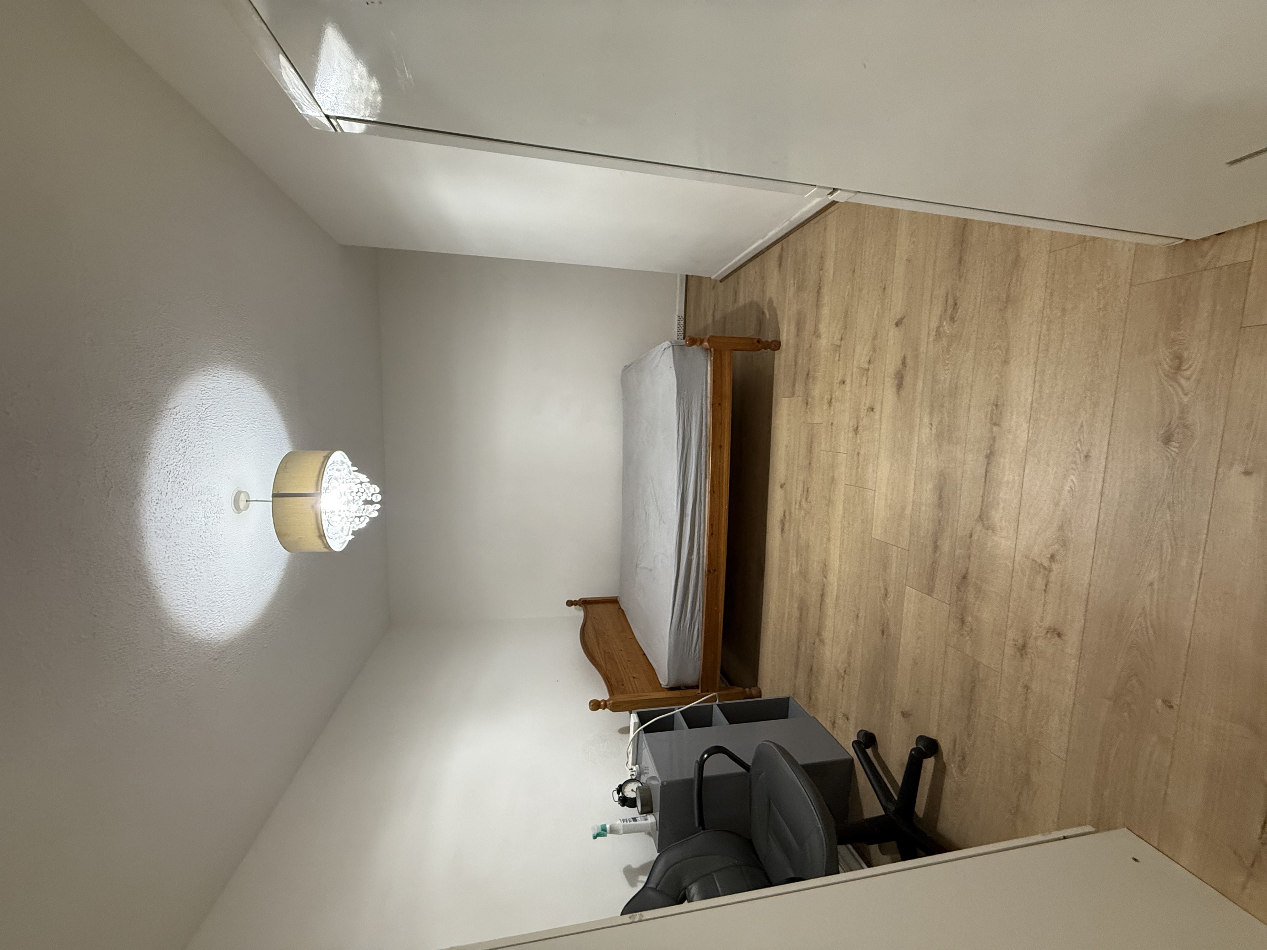 Studio flat to rent in London — photo 1
