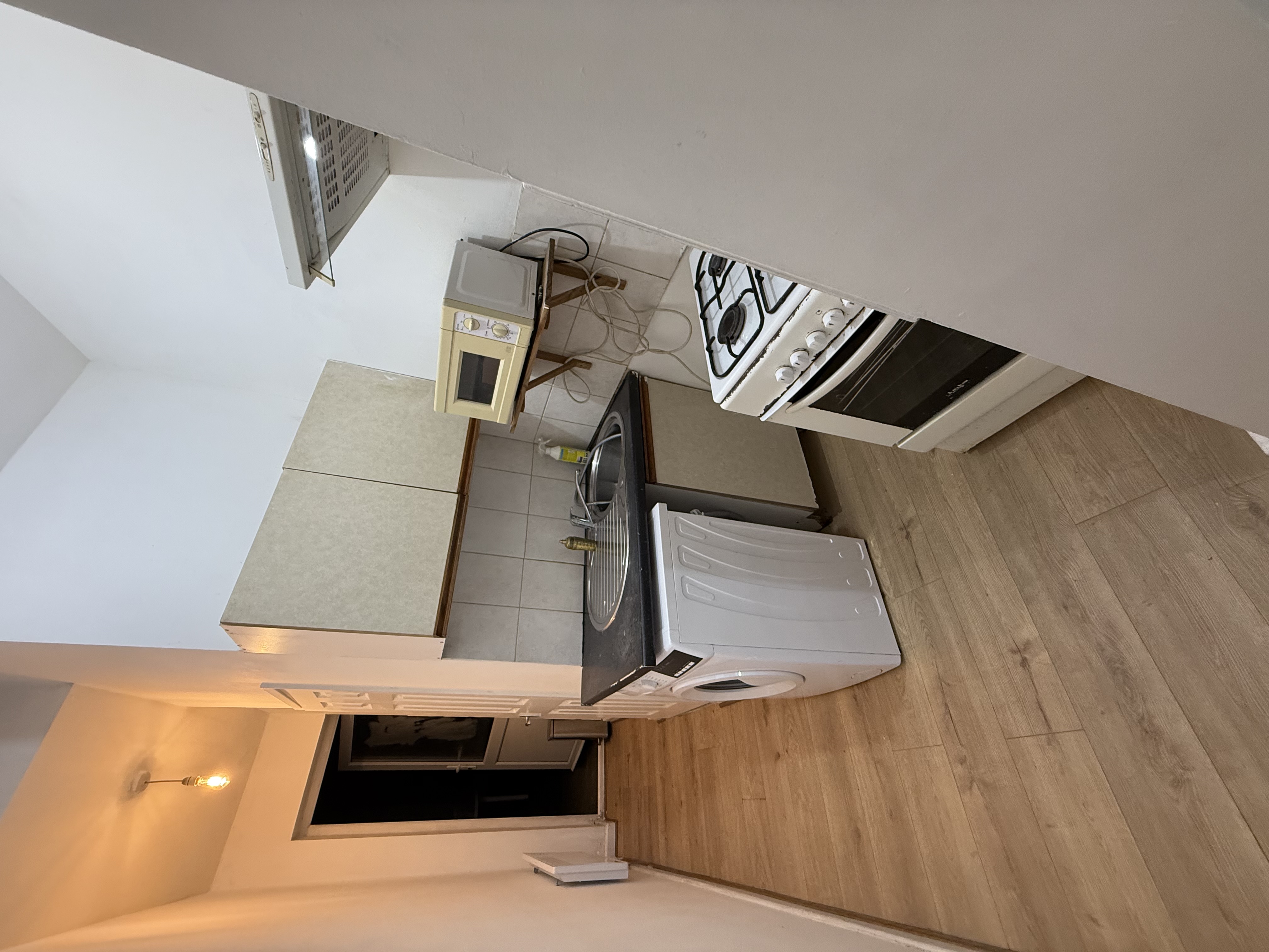 Studio flat to rent in London — photo 4