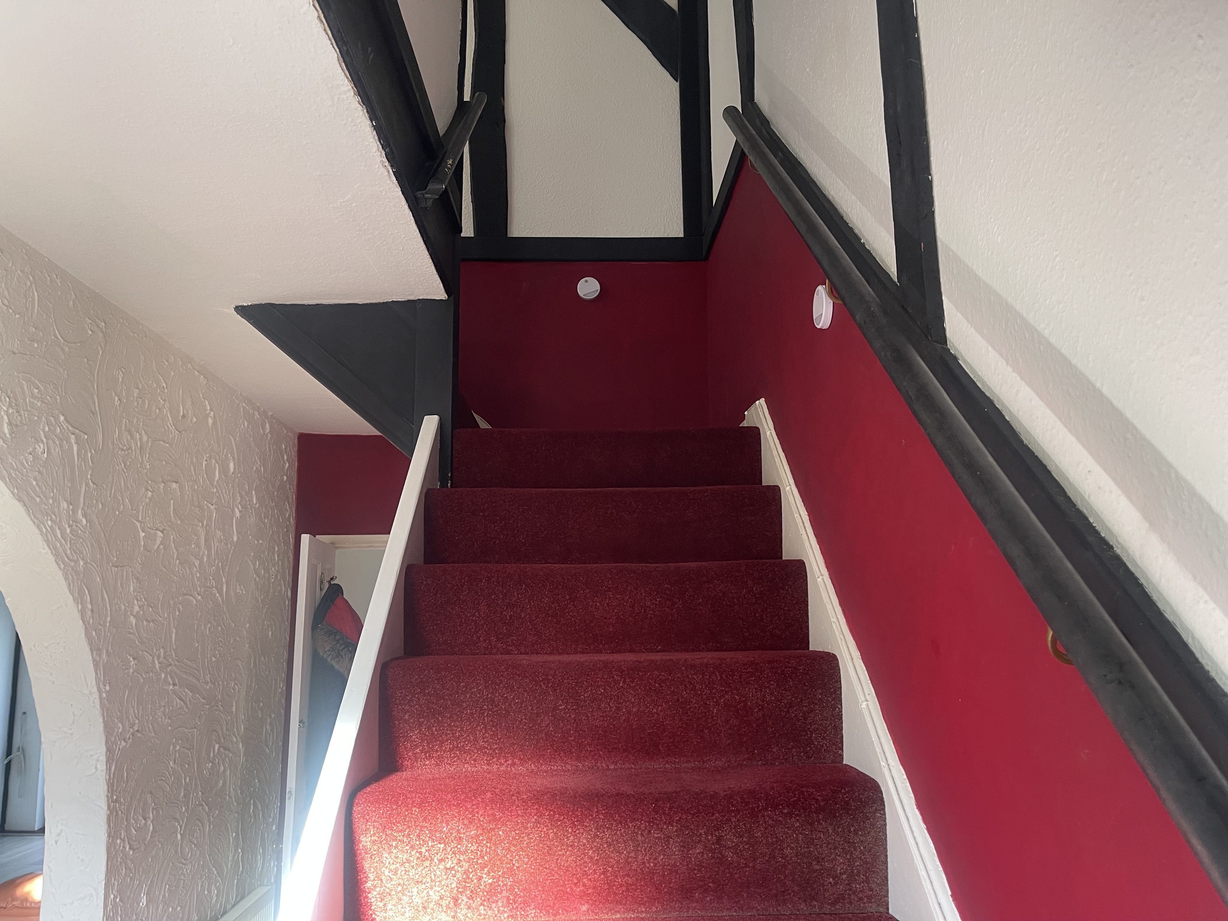 3 bedroom house in Hanwell W7 1AR to rent in London — photo 10