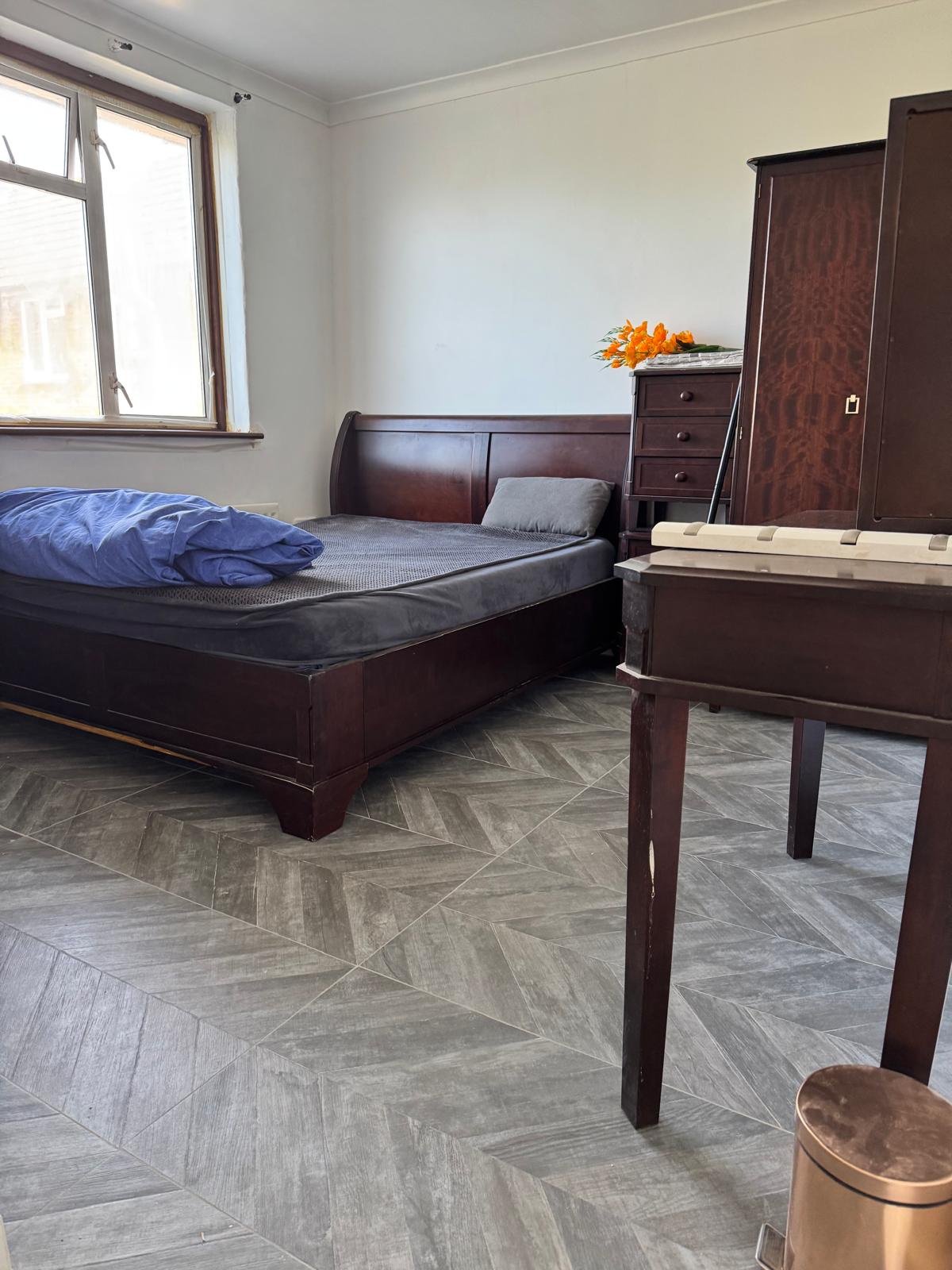 2 Double rooms with own kitchen and bathroom to rent in Harrow, London — photo 3
