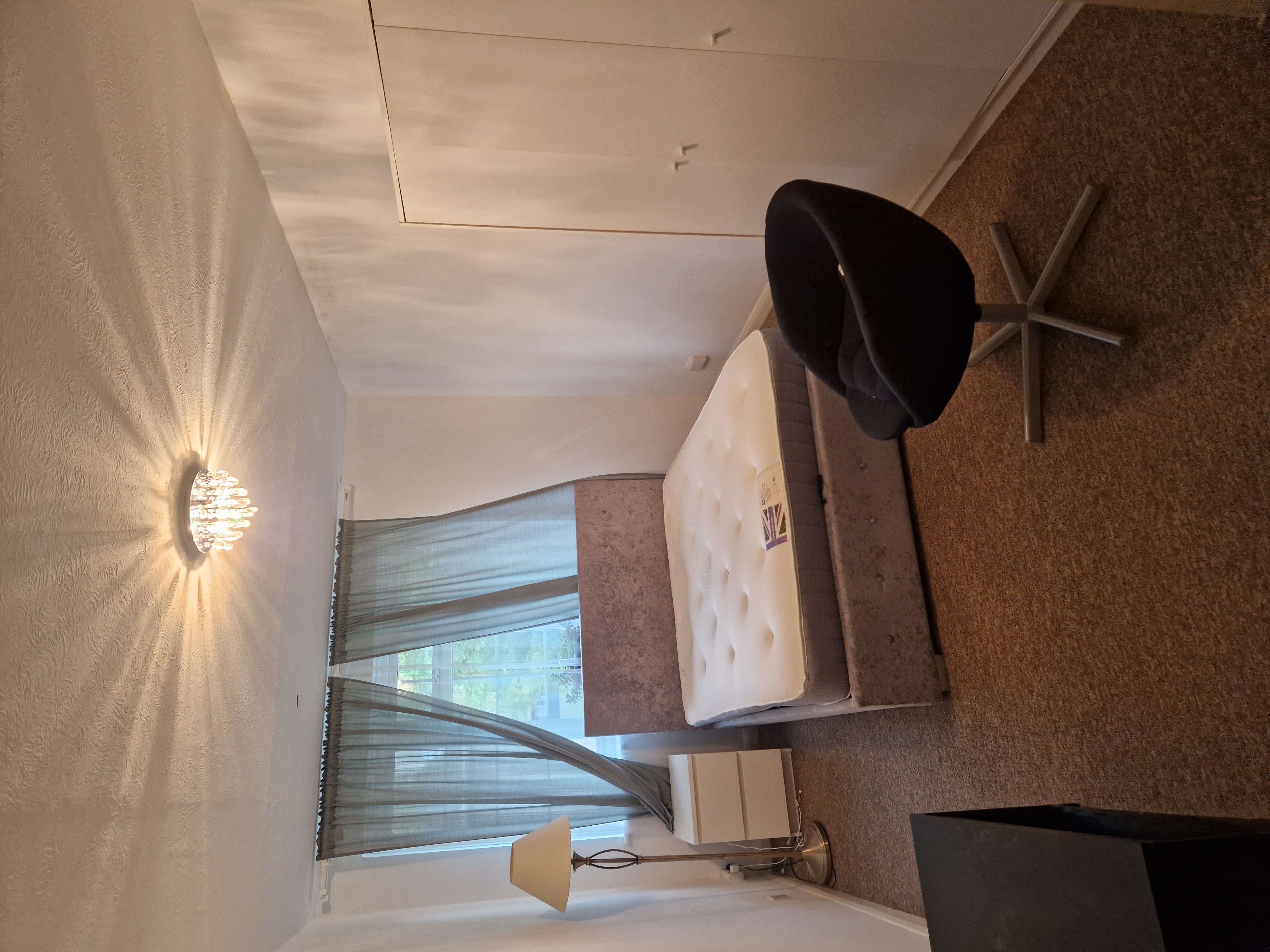Double room available in Staines to rent in Staines, London — photo 4