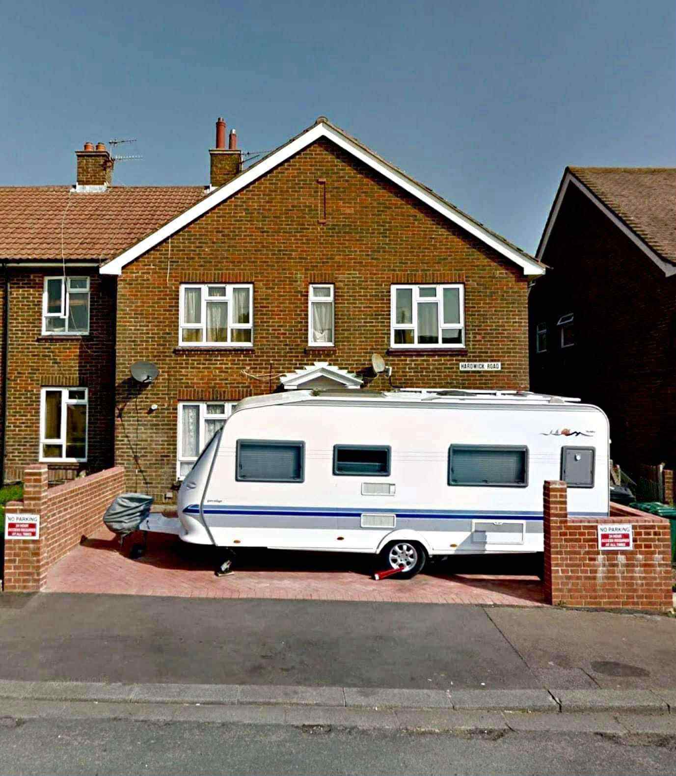 2 Bedroom Ground Floor Council Property for swap in Hove, London — photo 2