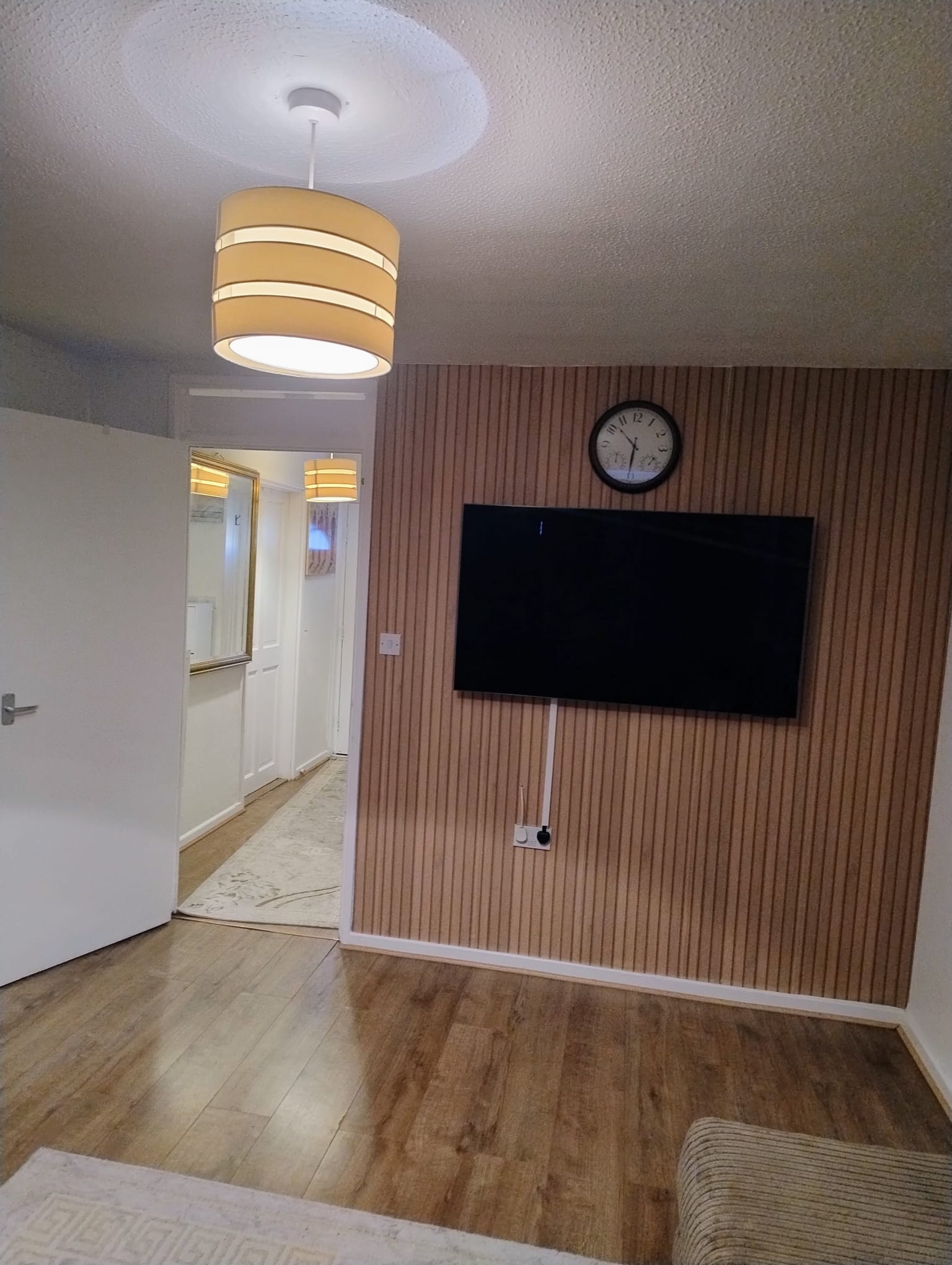 3 bed room Hyde for swap in Stockport, London — photo 10