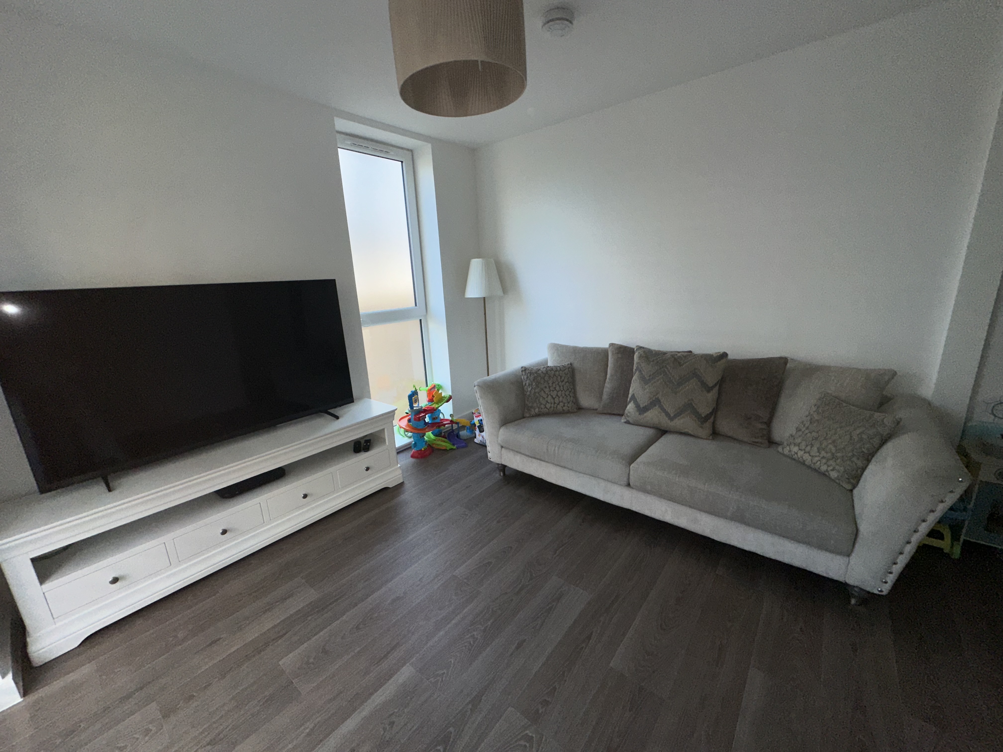 2 Bedroom New Build Flat for swap in Bromley, London — photo 15