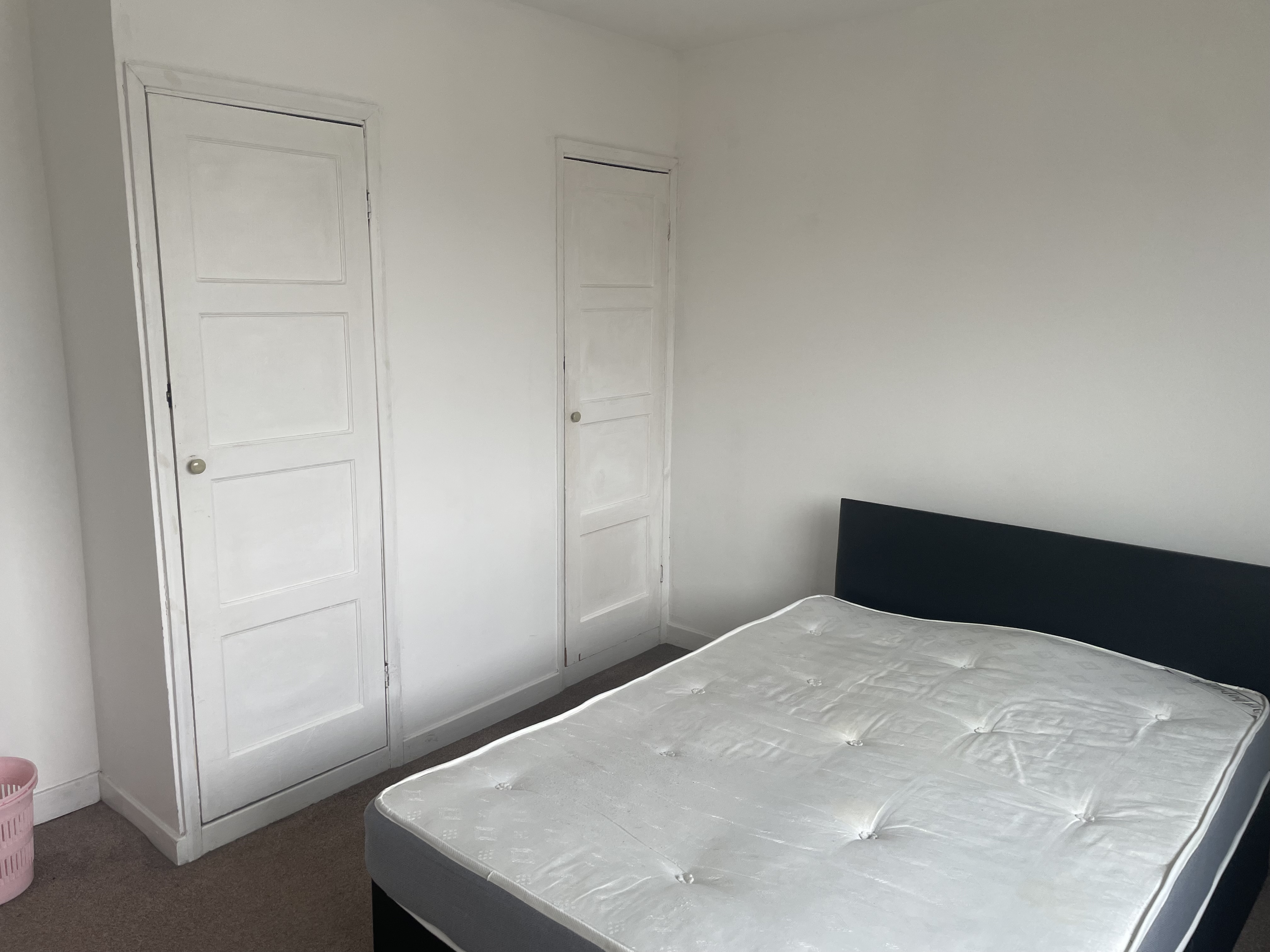 Double Bedroom to rent in London — photo 3